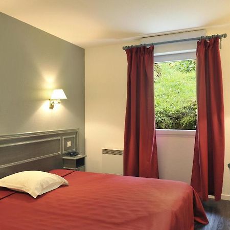 Au Bon Coin Hotel Lurbe-Saint-Christau Bagian luar foto
