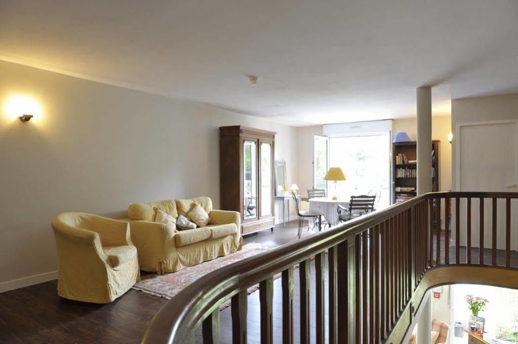 Au Bon Coin Hotel Lurbe-Saint-Christau Bagian luar foto